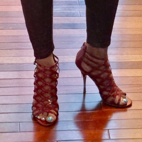 NEW! Macy's INC Fire Red 4" Strappy Heels - Size 7M - Picture 15 of 15